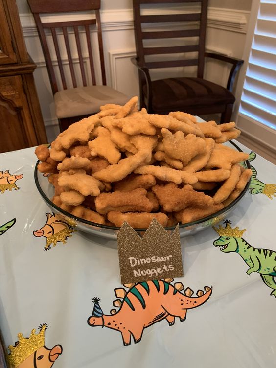 Dino party food ideas from "Emily" on Pinterest